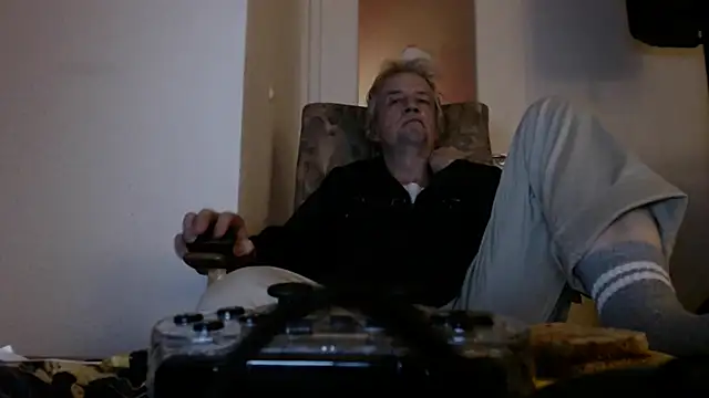 Cordt27 online show from 09-25-25, 06:22