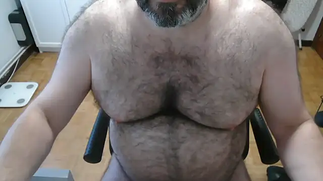mikeyhotbear online show from 07-15-26, 05:34