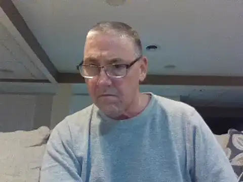 Snapshot of takeitall101 chatting on 01-04-25, 09:00 takeitall101 online show from 01-04-25, 09:00