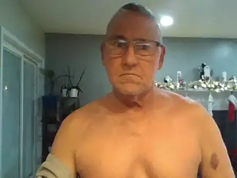 Snapshot of takeitall101 chatting on 01-08-25, 11:19 takeitall101 online show from 01-08-25, 11:19