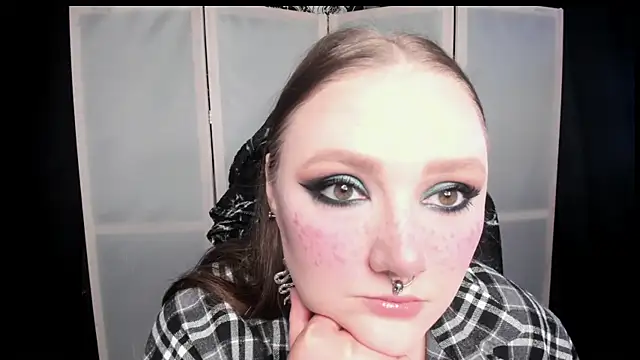 Snapshot of YourDyingBride chatting on 05-03-26, 05:24 YourDyingBride online show from 05-03-26, 05:24