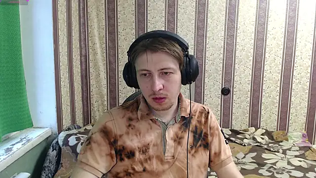 darienlarge online show from 11-26-25, 10:27