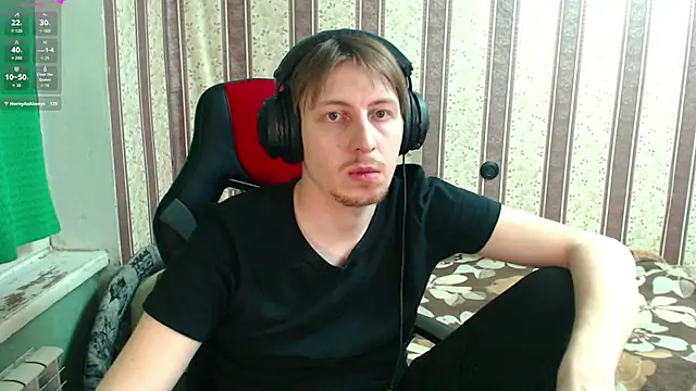 darienlarge online show from 11-30-25, 04:11