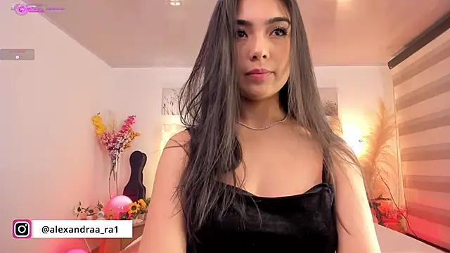 Snapshot of Alexandra_ra chatting on 02-06-25, 11:58 Alexandra ra online show from 02-06-25, 11:58
