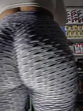 sammyqueenx21 online show from 02-19-25, 10:34