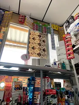 sammyqueenx21 online show from 04-15-26, 07:58