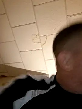 curiouscock38 online show from 10-22-25, 06:02