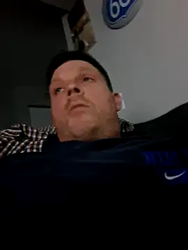 curiouscock38 online show from 04-19-26, 07:51