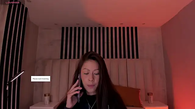Snapshot of ErikaBenz_ chatting on 05-25-26, 12:33 ErikaBenz online show from 05-25-26, 12:33