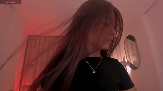 Snapshot of ErikaBenz_ chatting on 06-19-26, 12:20 ErikaBenz online show from 06-19-26, 12:20