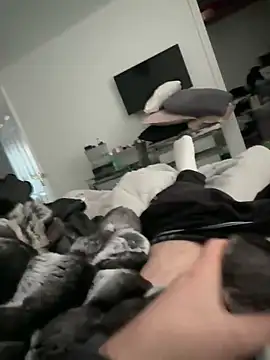 Snapshot of Furdale chatting on 12-22-25, 02:36 Furdale online show from 12-22-25, 02:36