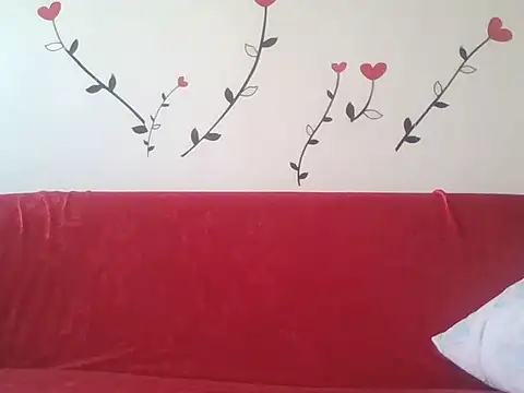 Snapshot of LaraXXX38 chatting on 03-24-26, 06:29 LaraXXX38 online show from 03-24-26, 06:29
