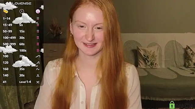 Snapshot of astoria_ross_ chatting on 12-15-25, 03:16 astoria ross online show from 12-15-25, 03:16