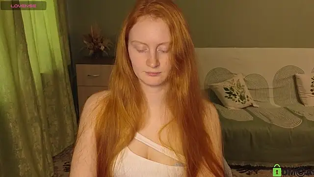 astoria ross  online show from 05-25-26, 03:07