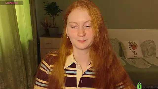 astoria ross  online show from 06-15-26, 03:03