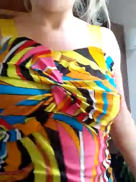 Snapshot of shelby_kutter chatting on 02-03-25, 03:27 shelby kutter online show from 02-03-25, 03:27