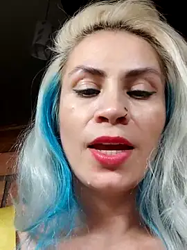 Snapshot of shelby_kutter chatting on 03-20-25, 04:42 shelby kutter online show from 03-20-25, 04:42