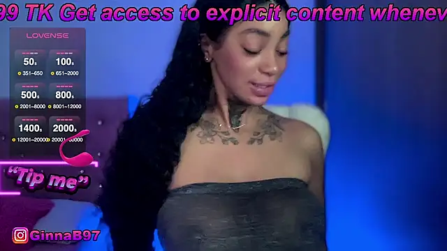 Snapshot of GinnaBolton chatting on 09-18-25, 01:24 GinnaBolton online show from 09-18-25, 01:24