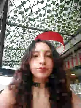  Laary online show from 12-19-24, 07:40