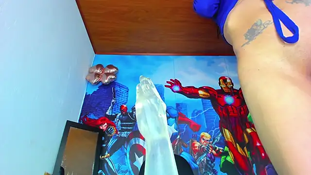 Snapshot of Anne_Robert chatting on 02-04-25, 01:56 Anne Robert online show from 02-04-25, 01:56