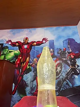 Snapshot of Anne_Robert chatting on 11-19-25, 12:10 Anne Robert online show from 11-19-25, 12:10