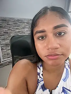 Snapshot of SSCARLETH_ chatting on 05-16-26, 11:42 SSCARLETH online show from 05-16-26, 11:42