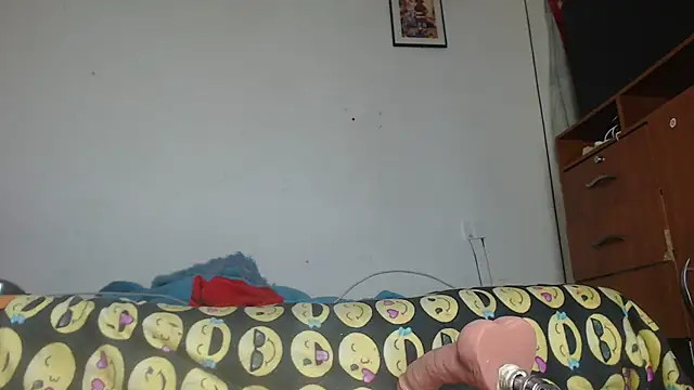 Snapshot of Devill_x chatting on 05-23-26, 08:13 Devill x online show from 05-23-26, 08:13