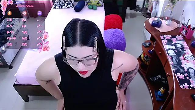 lufek23 online show from 02-28-25, 02:20