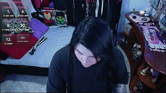 lufek23 online show from 11-07-25, 08:20