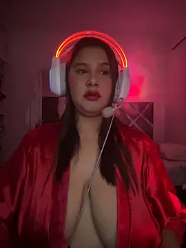 Snapshot of ValleryParker chatting on 11-04-25, 07:18 ValleryParker online show from 11-04-25, 07:18