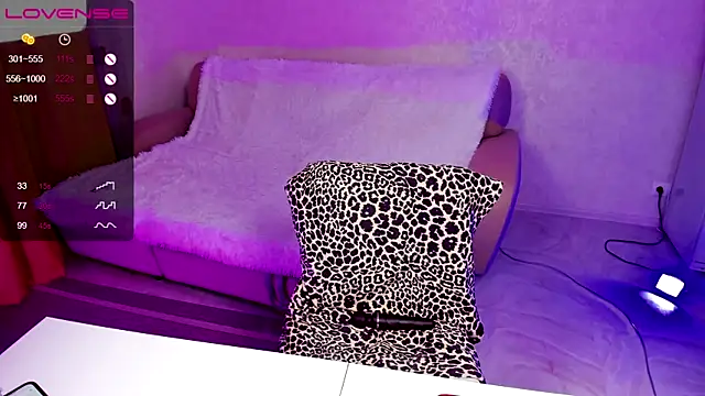 Rose-Baby online show from 12-13-24, 04:38