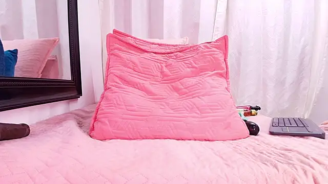 Snapshot of danna_berlin_ chatting on 01-12-25, 10:22 danna berlin online show from 01-12-25, 10:22