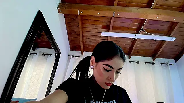Snapshot of danna_berlin_ chatting on 02-22-25, 07:14 danna berlin online show from 02-22-25, 07:14