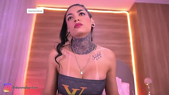 danna berlin  online show from 05-21-26, 07:21
