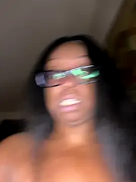 Snapshot of Goddesskarisma chatting on 11-25-25, 06:24 Goddesskarisma online show from 11-25-25, 06:24