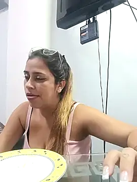 Latina sexy1 online show from 02-23-25, 03:40