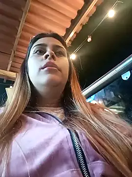 Latina sexy1 online show from 03-06-25, 03:35