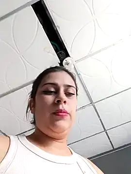 Latina sexy1 online show from 03-18-25, 05:53