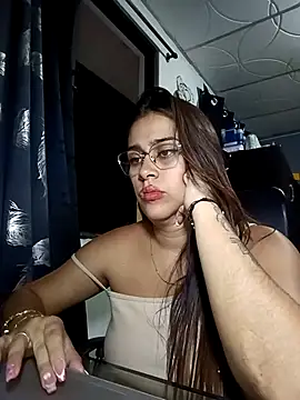Latina sexy1 online show from 03-03-26, 02:39