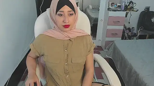 Snapshot of adila_anich chatting on 12-20-24, 12:08 adila anich online show from 12-20-24, 12:08