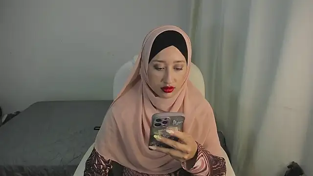 Snapshot of adila_anich chatting on 03-01-25, 12:07 adila anich online show from 03-01-25, 12:07