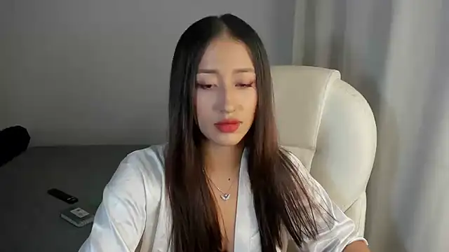 Snapshot of adila_anich chatting on 03-07-25, 07:05 adila anich online show from 03-07-25, 07:05