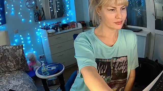 GlamSquirt online show from 02-03-25, 10:11