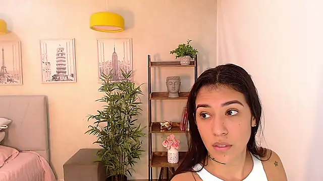 Sassy--Girl online show from 02-11-25, 06:11