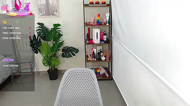 Sassy--Girl online show from 03-13-25, 06:12