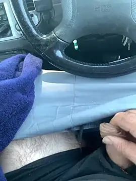 Snapshot of hairysmallcockguy chatting on 02-18-25, 04:04 hairysmallcockguy online show from 02-18-25, 04:04