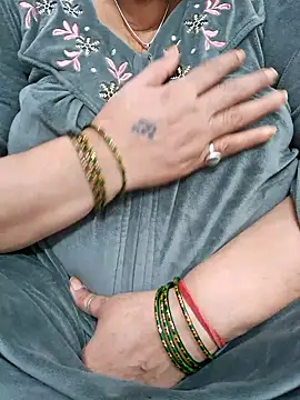 Kavya XX online show from 01-16-25, 07:20