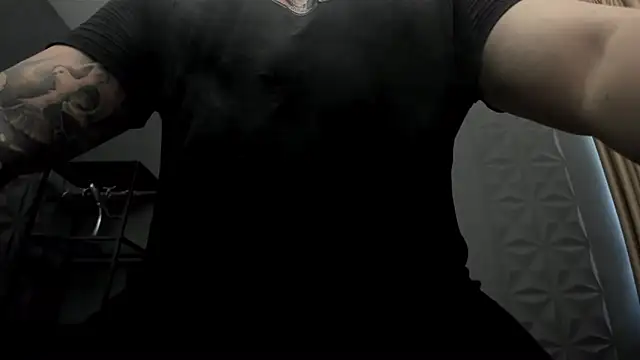 Snapshot of TonyWilcox chatting on 02-26-25, 11:20 TonyWilcox online show from 02-26-25, 11:20