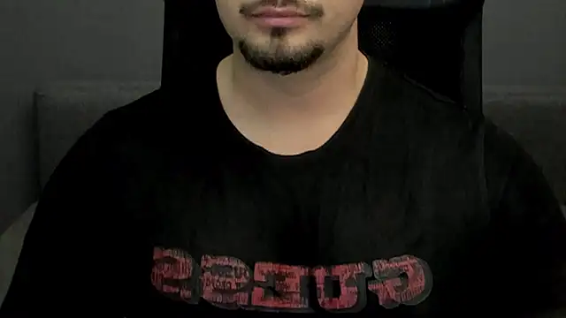 Snapshot of TonyWilcox chatting on 03-03-25, 02:26 TonyWilcox online show from 03-03-25, 02:26