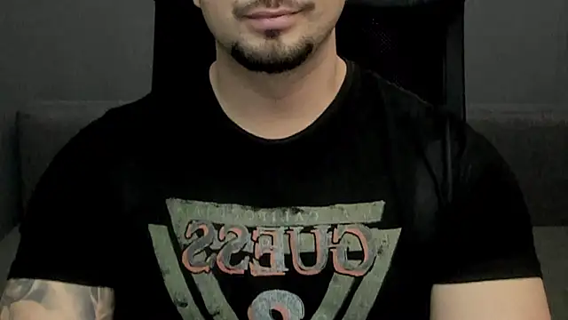 Snapshot of TonyWilcox chatting on 03-06-25, 08:30 TonyWilcox online show from 03-06-25, 08:30